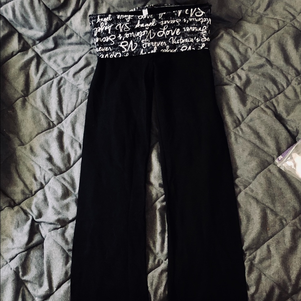 Victoria’s Secret Straight Leg Yoga Pant - NWOT